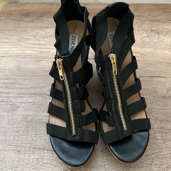 Steve Madden Strappy Leather Chunky Wedge Sandal - Picture 2 of 7